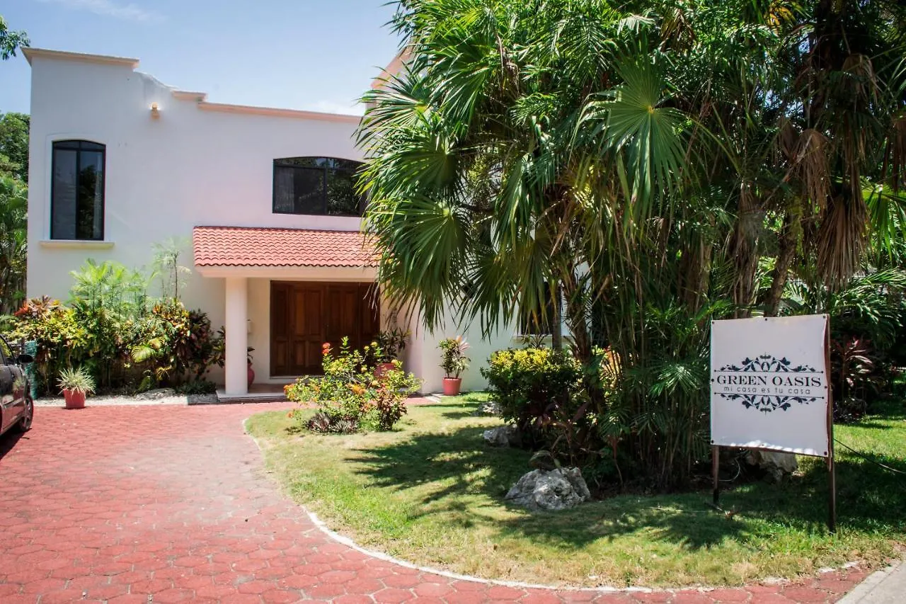 Green Oasis Home Boutique Playa del Carmen Couette-café